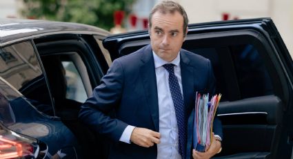 Continúa la crisis en Francia: dimite el primer ministro luego de 13 horas del nombramiento que realizó Macron