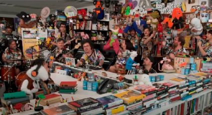 Estrena "31 minutos" su concierto de Tiny Desk; "alza la mano si eres migrante", destaca Juan Pablo Sopa
