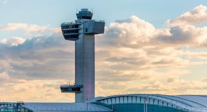 EU amaga con despedir a controladores aéreos que no trabajen durante el cierre del gobierno