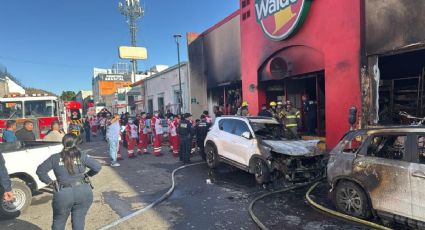 Se incendia tienda "Waldo's" en Hermosillo; reportan al menos 20 muertos