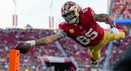 George Kittle, receptor de 49ers, 'vuela' tres yardas con sus 113 kilos para un espectacular touchdown