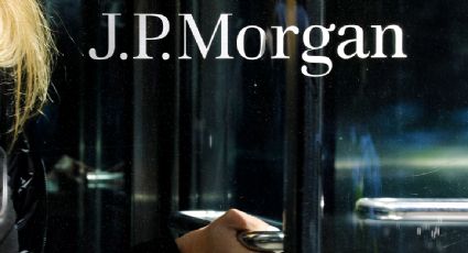 Florida investiga al banco JP Morgan por cerrar cuentas y compartir datos de Trump Media