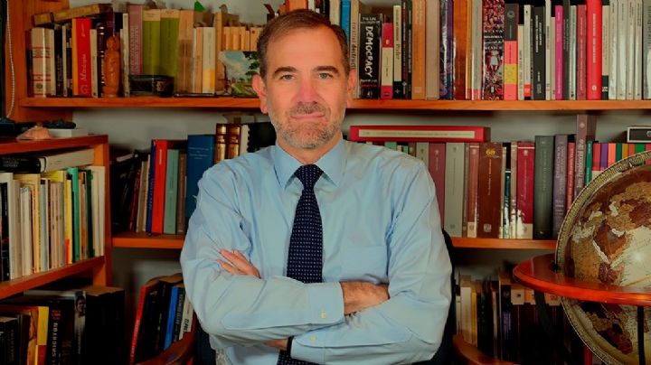 En opinión de Lorenzo Córdova: Ratificación de mandato, un pretexto para impulsar la concentración del poder