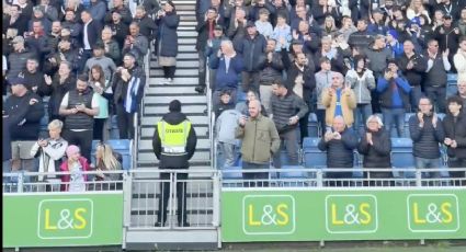 Dos aficionados de un equipo inglés se disfrazaron de ‘acomodadores’ para entrar gratis a un partido: los descubrieron y vetaron tres años