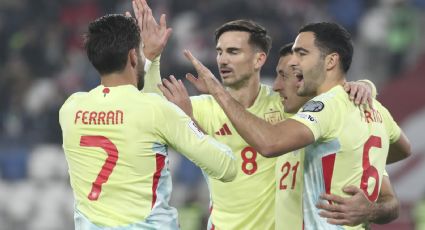 España liga 30 partidos sin derrota con goleada a Georgia, pero debe esperar a la última fecha para sellar su pase directo al Mundial 2026