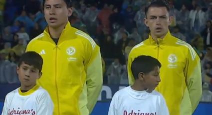 ¿Calentando motores para el Tri? El español Álvaro Fidalgo canta el himno de México en partido amistoso del América