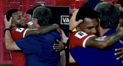 El ‘Bolillo’ Gómez, DT de El Salvador, felicita a los panameños tras su pase al Mundial 2026; aficionado lo increpa y casi llegan a los golpes