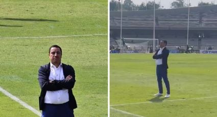 Efraín Juárez, DT de los Pumas, es criticado por cruzarse de brazos ante la porra ‘Rebel’ que se negó a cantar el ‘Goya’ con el equipo