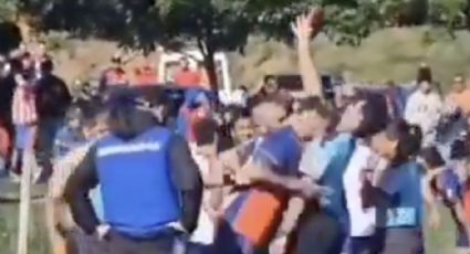 Brutal agresión: futbolista propina cabezazo a un árbitro y le tumba dos dientes en partido amateur