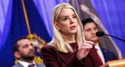 Departamento de Justicia de EU rinde homenaje a Pam Bondi y le atribuye la caída de “El Mencho”