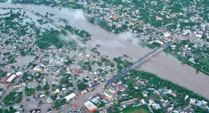 Lluvias derrumban puente y deja a varias comunidades incomunicadas en Veracruz