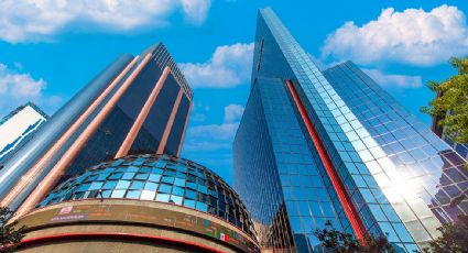 Peso y bolsa cierran noviembre con avances ante previsiones de recorte de tasas en EU y México