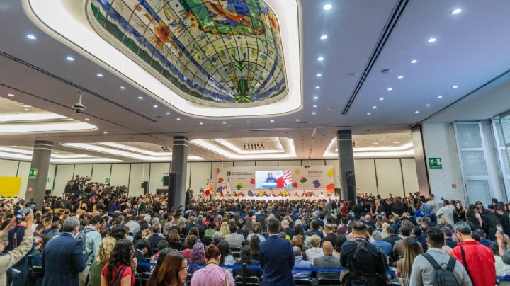 Los 18 mil profesionales del libro de 64 países en la FIL de Guadalajara esperan este año a 900 mil personas