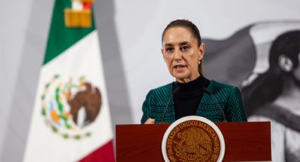 A unos metros de Palacio Nacional, un hombre acosa a la presidenta Sheinbaum