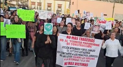 Se manifiestan en calles de Hermosillo para exigir justicia por las víctimas del incendio en una tienda