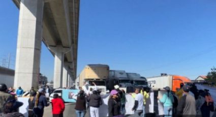 Familiares de personas desaparecidas mantienen bloqueo por más de seis horas en la carretera México-Toluca