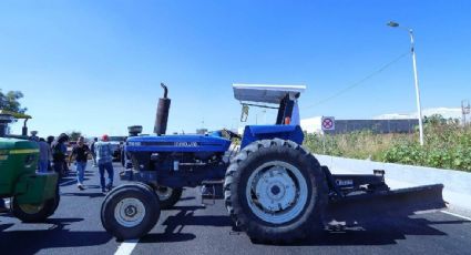 Campesinos mantienen algunos bloqueos carreteros intermitentes en Guanajuato
