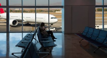 Por segundo día, hay más de mil vuelos cancelados en EU debido al cierre de gobierno