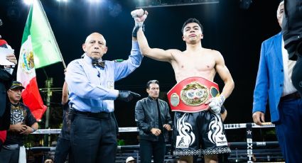 ¡Nuevo campeón mundial mexicano! José ‘Chapulín’ Salas vence por nocaut técnico al sudafricano Landile Ngxeke en el peso gallo de la FIB
