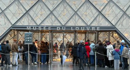 Empleados del Museo del Louvre van a huelga indefinida para exigir mejores condiciones laborales