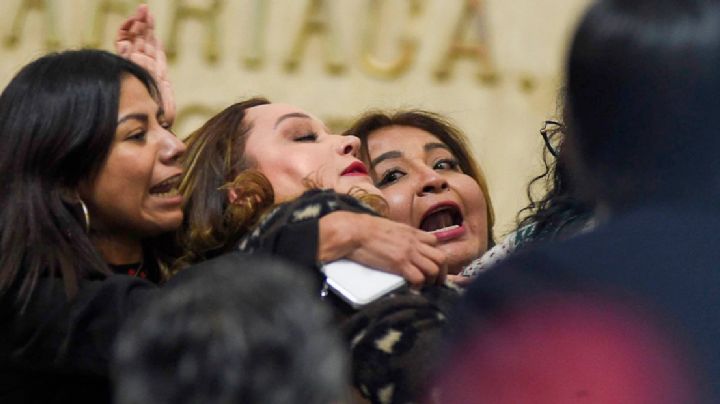 Se desata riña en el Congreso de la CDMX durante discusión sobre la desaparición del Instituto de Transparencia