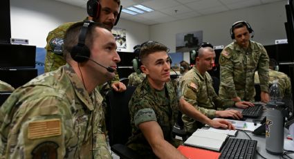 Fuerza Aérea de EU realiza operación temporal en Ecuador para identificar y desarticular rutas del narcotráfico