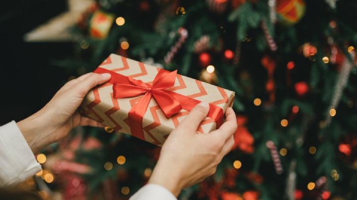 Cómo dejar de buscar "el regalo perfecto" y pensar en "el mejor", de acuerdo con la ciencia