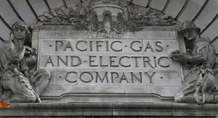 Apagón masivo deja sin energía eléctrica a 130 mil hogares y negocios en San Francisco, California