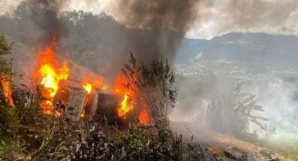 Volcadura y explosión de una pipa que transportaba chapopote deja un muerto y un herido en Chiapas