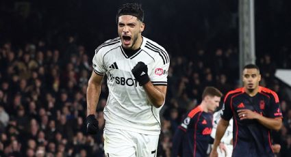 ¡Infalible! Raúl Jiménez anota de penalti su cuarto gol de la temporada y le da al Fulham su segundo triunfo consecutivo en la Premier League