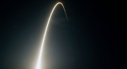 Servicios de inteligencia investigan a Rusia por el posible desarrollo de un arma contra satélites Starlink de Musk
