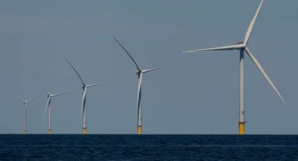 Administración Trump detiene cinco proyectos de energía eólica en la costa este de EU