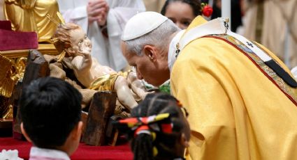 León XIV lamenta que la economía “induce a tratar al hombre como mercancía” en su primera Misa del Gallo