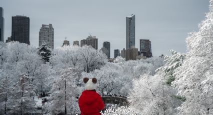 Tormenta en la costa este de EU causa miles de retrasos y cancelaciones de vuelos