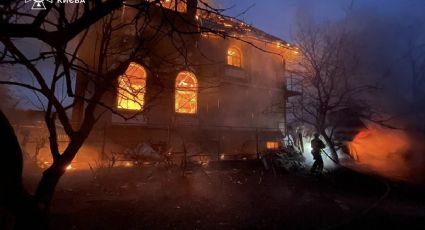 Rusia lanza ataques con drones a Kyiv en el marco de una próxima reunión entre Zelenski y Trump