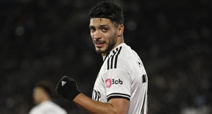 Raúl Jiménez empata a Alexis Sánchez y está a seis tantos de alcanzar a Luis Suárez en el ranking de goleadores latinos en la Premier League