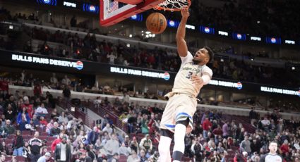 ¿Se burló? Antetokounmpo realiza espectacular clavada ante los Bulls con el juego resuelto y por poco desata una bronca