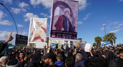 Mueren tres personas y 60 resultan heridas en protesta en Siria por el atentado a una mezquita