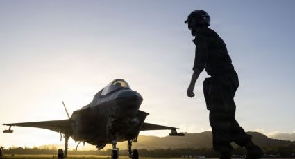 Ejército de EU ataca otra lancha en el Pacífico; van al menos 30 embarcaciones destruidas