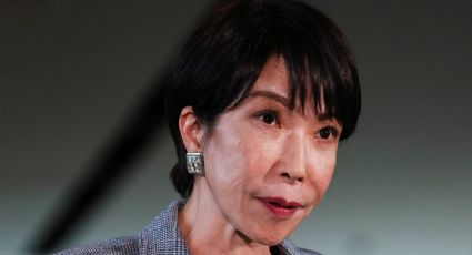 "Cállense todos e inviertan en mí": primera ministra de Japón usa frase del anime "Attack on Titan" en conferencia financiera