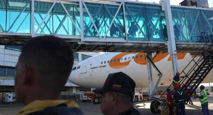 Llega a Venezuela vuelo proveniente de México con 259 migrantes repatriados desde EU