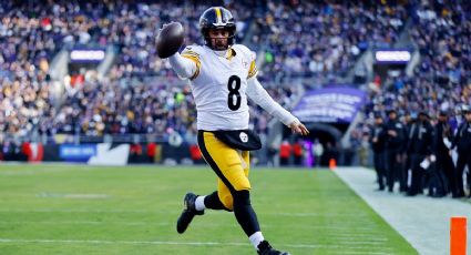 ¡Aaron Rodgers corrió para un TD! El veterano QB comanda el triunfo de Steelers sobre Ravens para meterse de lleno a la lucha por los playoffs