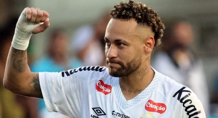 Aficionado del Santos le ofrece su rodilla a Neymar para que pueda jugar y recibe inesperada respuesta: “Necesito las dos”