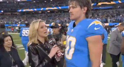 Tunden en redes a Justin Herbert, QB de Chargers, por su mala actitud contra una reportera que lo entrevistó tras su triunfo ante Eagles: “Intento ir a festejar”