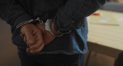 Gobierno de EU transfiere a 14 reos a México para cumplir condenas por tráfico de drogas y posesión de armas