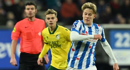 El Fortuna Sittard de los Países Bajos juega un minuto con 12 futbolistas, marca un gol y el DT del Heerenveen, estalla: “Es un escándalo”