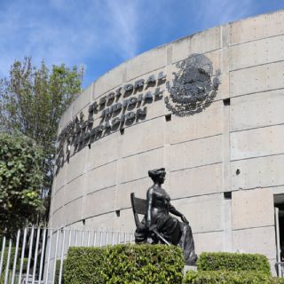 Funcionario de la CDMX acusado de plagio se anota como aspirante a auditor del país