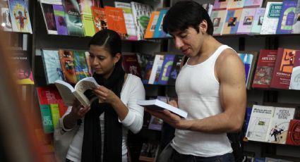 La población lectora de más de 18 años cayó 14% en la última década: Inegi