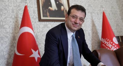 Detienen al alcalde de Estambul por presunta corrupción y terrorismo; oposición acusa "intento de golpe de Estado contra el próximo presidente"