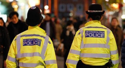 Hallan el cuerpo de un recién nacido en una bolsa afuera de una iglesia en Londres